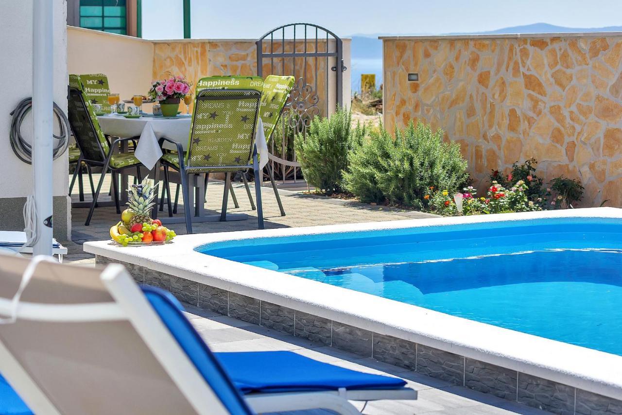 Nadea - With Private Pool Holiday home Makarska